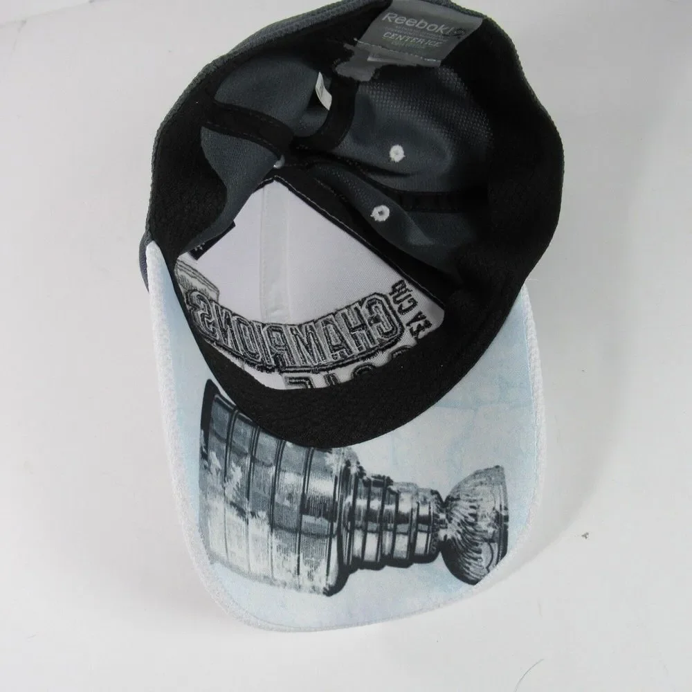 Chicago Blackhawks‎ 2015 Stanley Cup Champions Reebok Center Ice NHL Fitted Hat